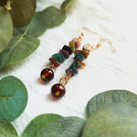 Indian Agate Crystal Earrings, Earthy Goblincore Earrings, Woodland Fairy Grunge - Picture 4 of 8
